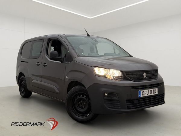 Peugeot e-Partner CrewVan L2 136hk Värmare PDC CARPLAY MOMS - 2023
