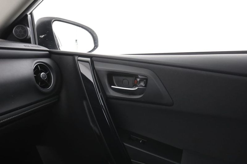 Toyota Auris bild 29