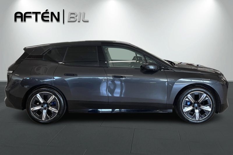 BMW iX bild 6