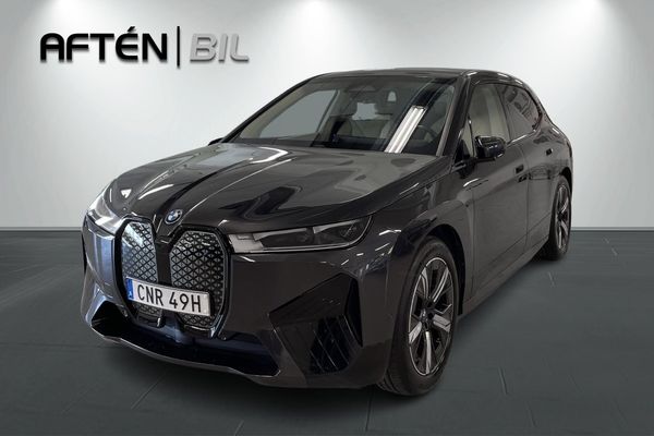 BMW iX XDrive40 326hk Sportline|H/K|Moms|1ägare - 2024