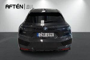 BMW iX bild 8
