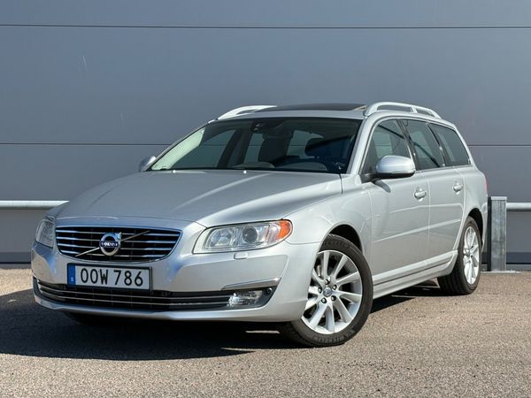 Volvo V70 D4 Aut Summum / Taklucka / Drag / Värmare - 2 brukare - 2014