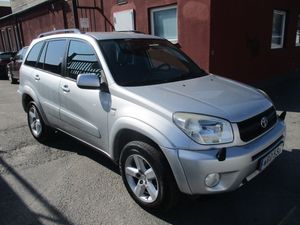 Toyota RAV4 bild 2