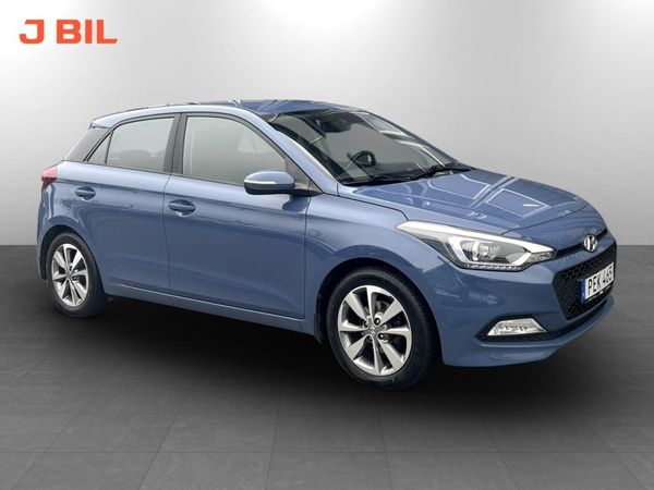 Hyundai i20 ComfortPlus 1.2 84hk DRAG RATTVÄRME - 2017