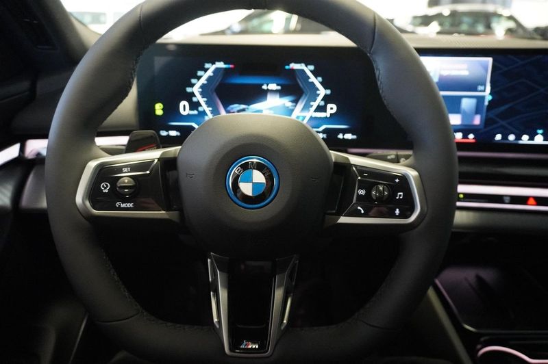 BMW i5 bild 13