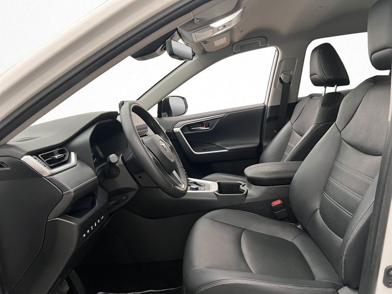 Toyota RAV4 bild 12