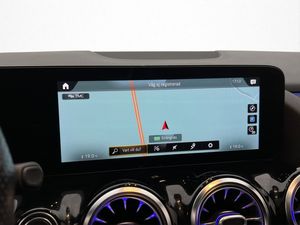 Mercedes GLA35 AMG bild 25