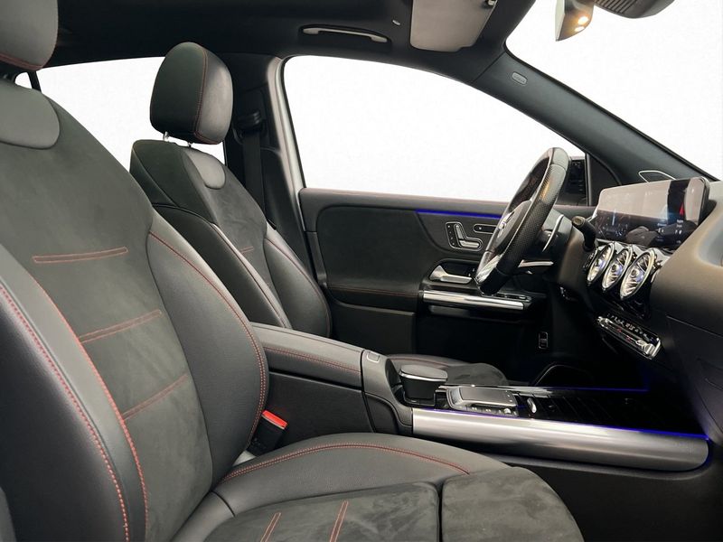 Mercedes GLA35 AMG bild 32