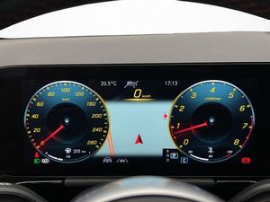 Mercedes GLA35 AMG bild 20