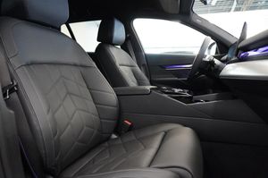 BMW i5 bild 5