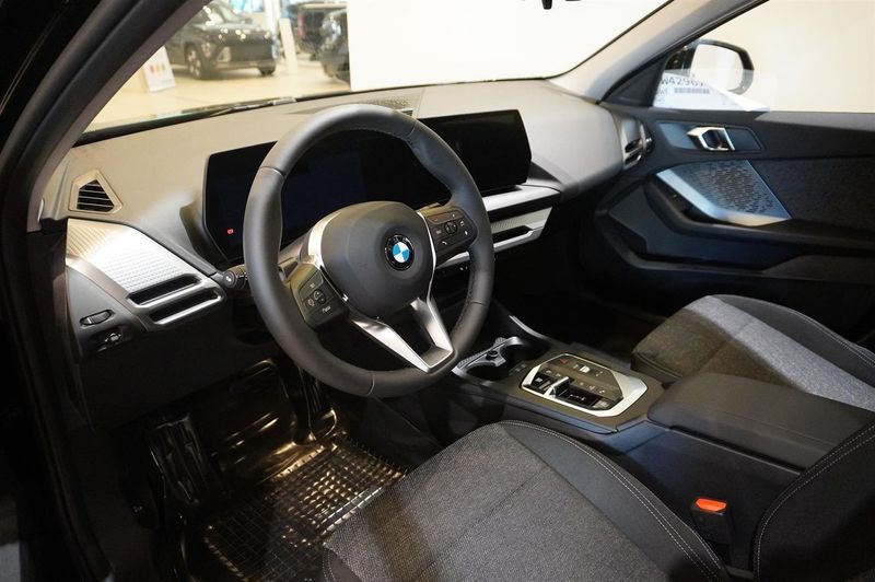 BMW 120 bild 2