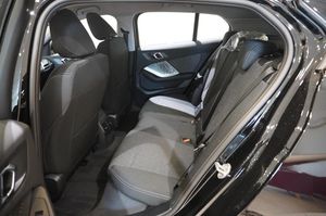 BMW 120 bild 9