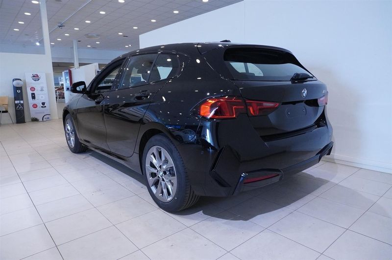 BMW 120 bild 7
