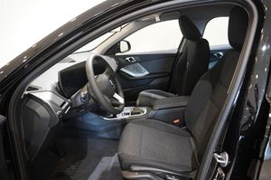 BMW 120 bild 11