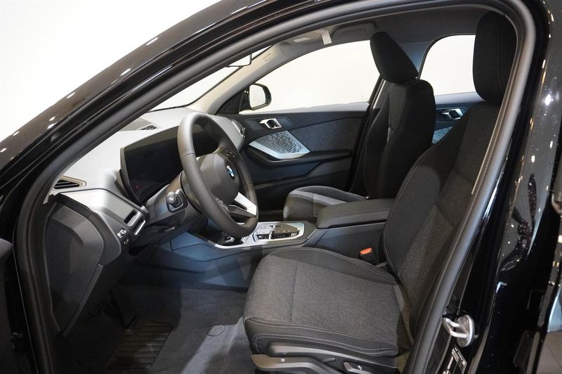 BMW 120 bild 11