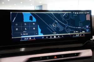 BMW i5 bild 9