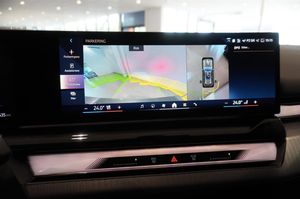 BMW i5 bild 8