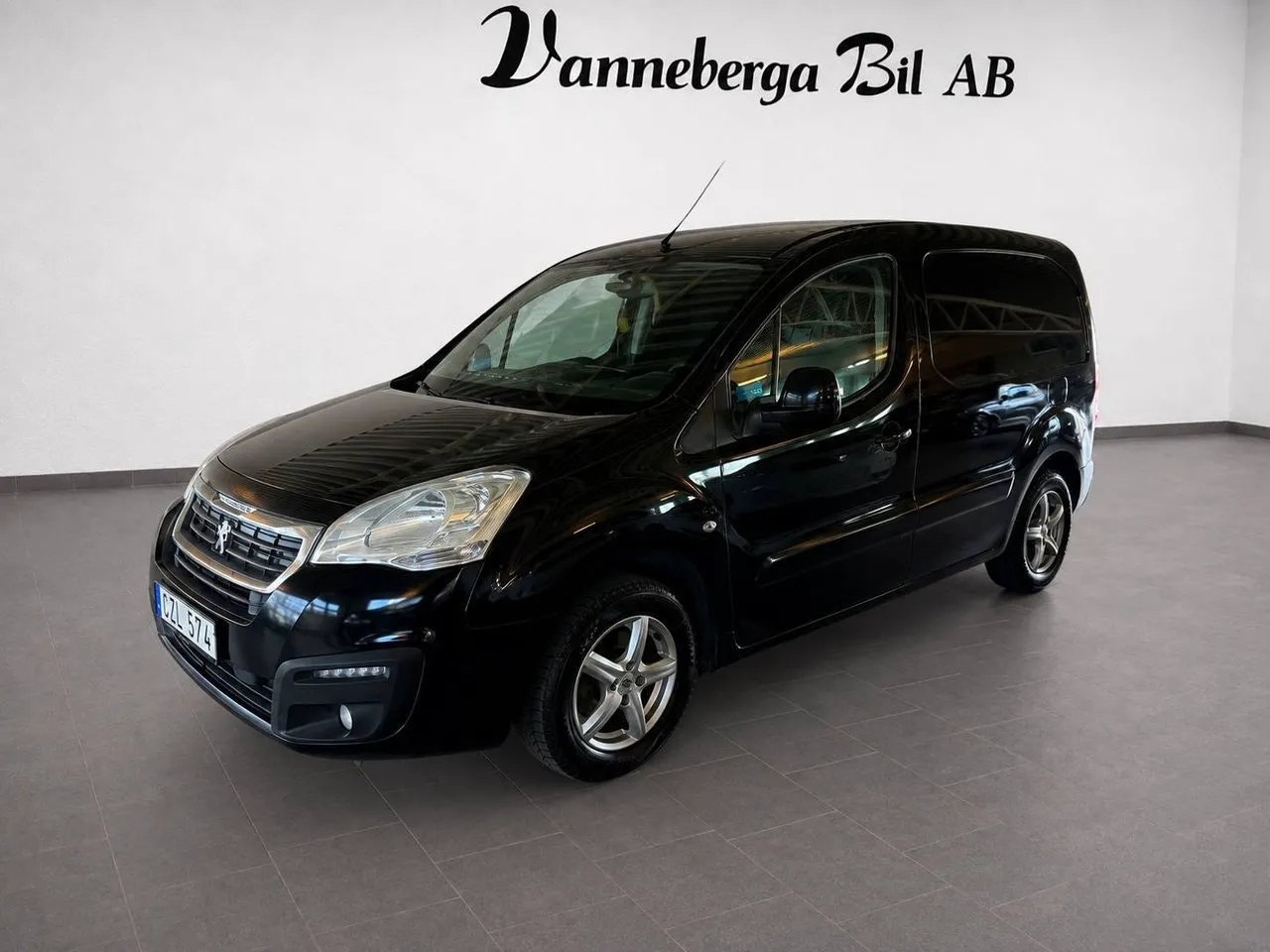 Vehicle image 2