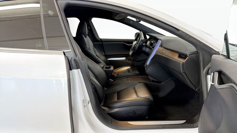 Tesla Model S bild 3