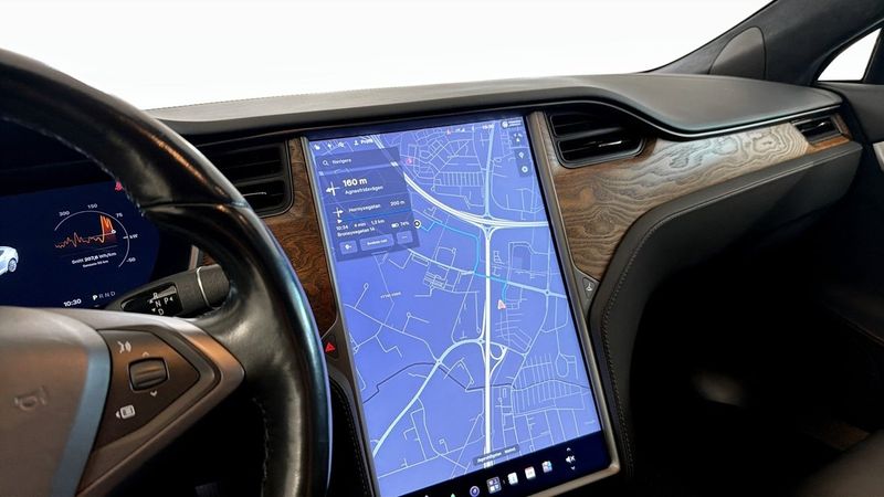 Tesla Model S bild 13