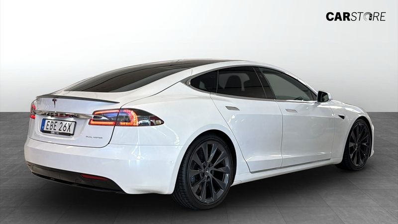 Tesla Model S bild 2