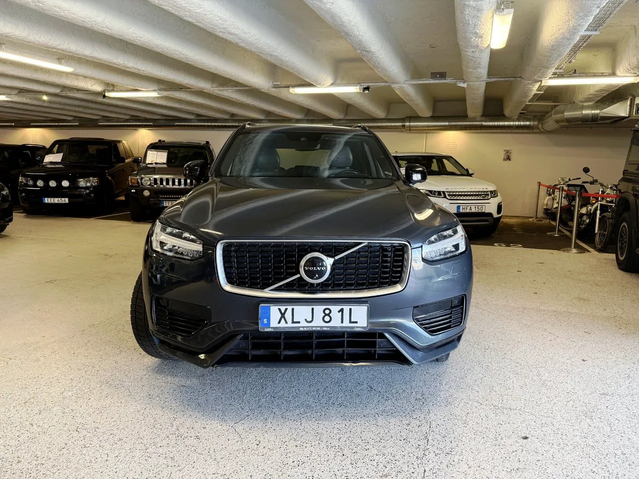 Vehicle image 6