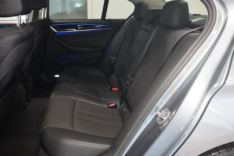 BMW 530 bild 8