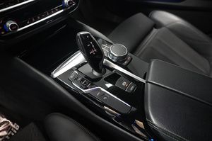 BMW 530 bild 11
