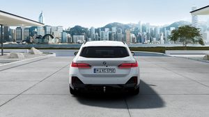 BMW i5 bild 5