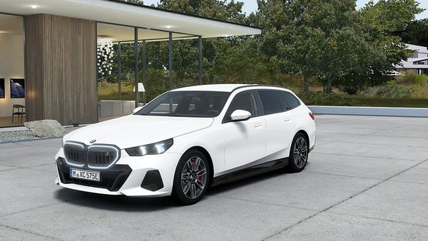 BMW i5 xDrive40 Touring M Sport Pro Fully Charged Drag H K DA | Ränta - 2027