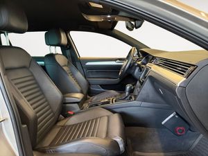 Volkswagen Passat bild 15