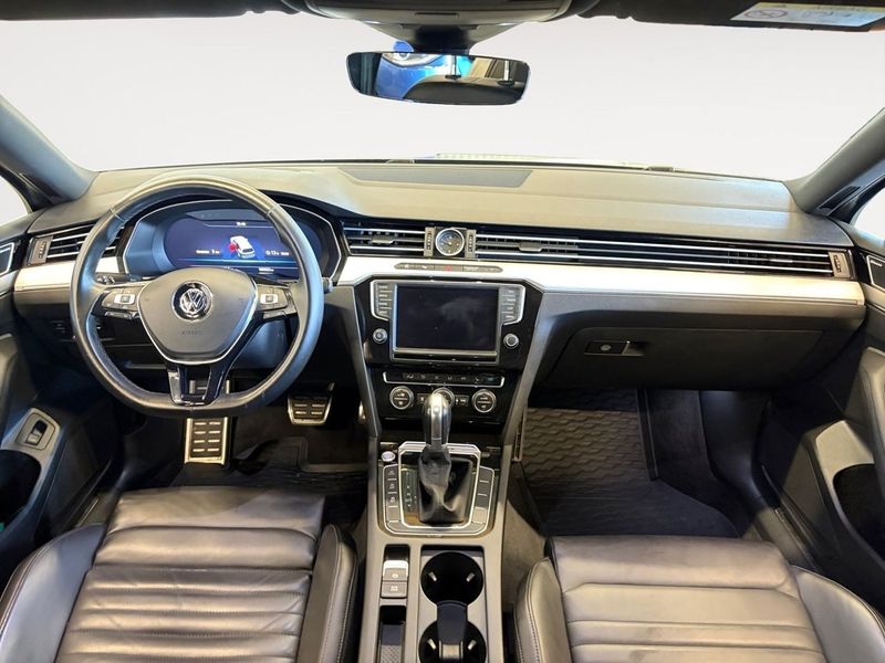 Volkswagen Passat bild 10
