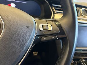 Volkswagen Passat bild 22
