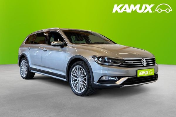Volkswagen Passat Alltrack 2.0 TDI 4M 240hk Skinn Värmare HUD Dynaudio Dr - 2016