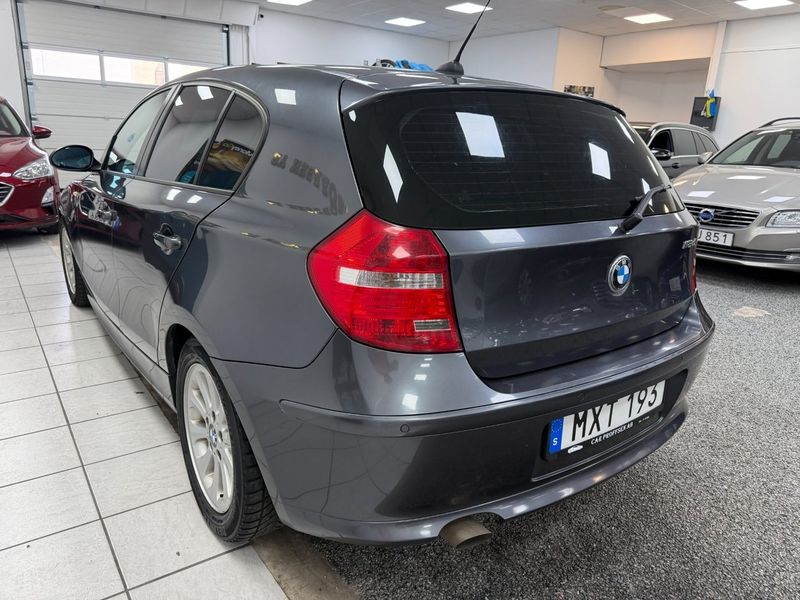BMW 118 bild 21