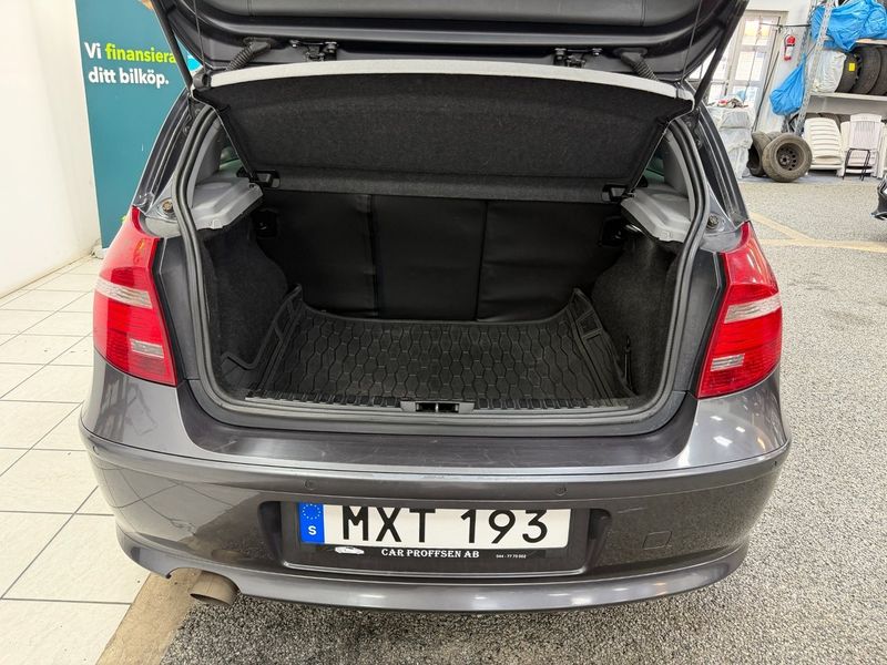 BMW 118 bild 15
