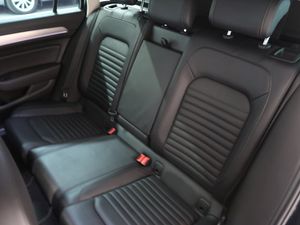 Volkswagen Passat bild 24