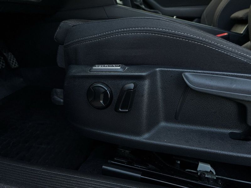 Volkswagen Passat bild 18