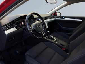 Volkswagen Passat bild 7