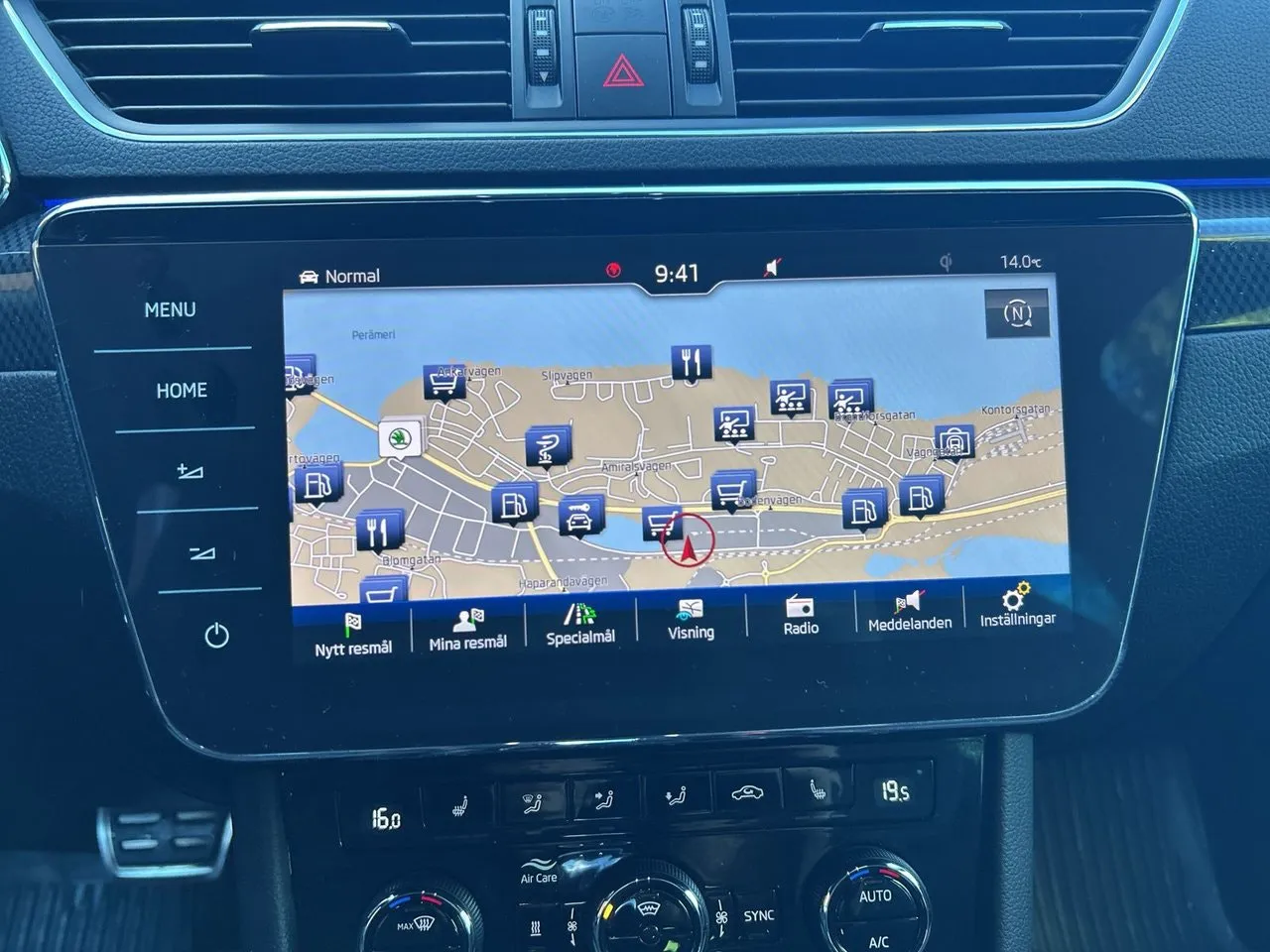 Vehicle image 20