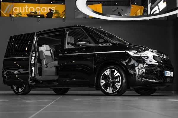 Volkswagen Multivan eHybrid 218hk | Leasbar | DCC|Panorama|HUD|H&K|Drag|19" - 2024