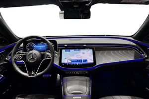 Mercedes E300 bild 9