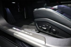 Porsche Taycan bild 15