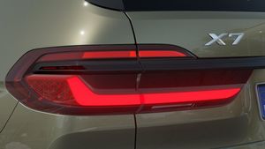 BMW X7 bild 8