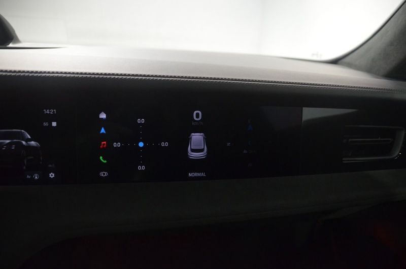 Porsche Taycan bild 18