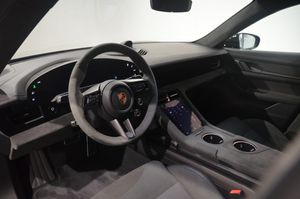 Porsche Taycan bild 12