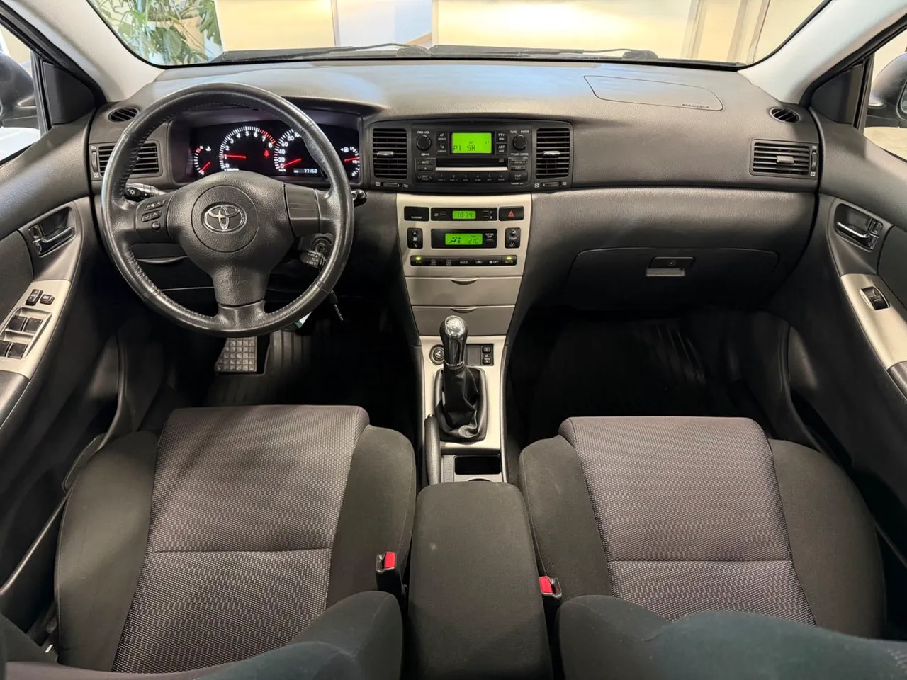 Vehicle image 7