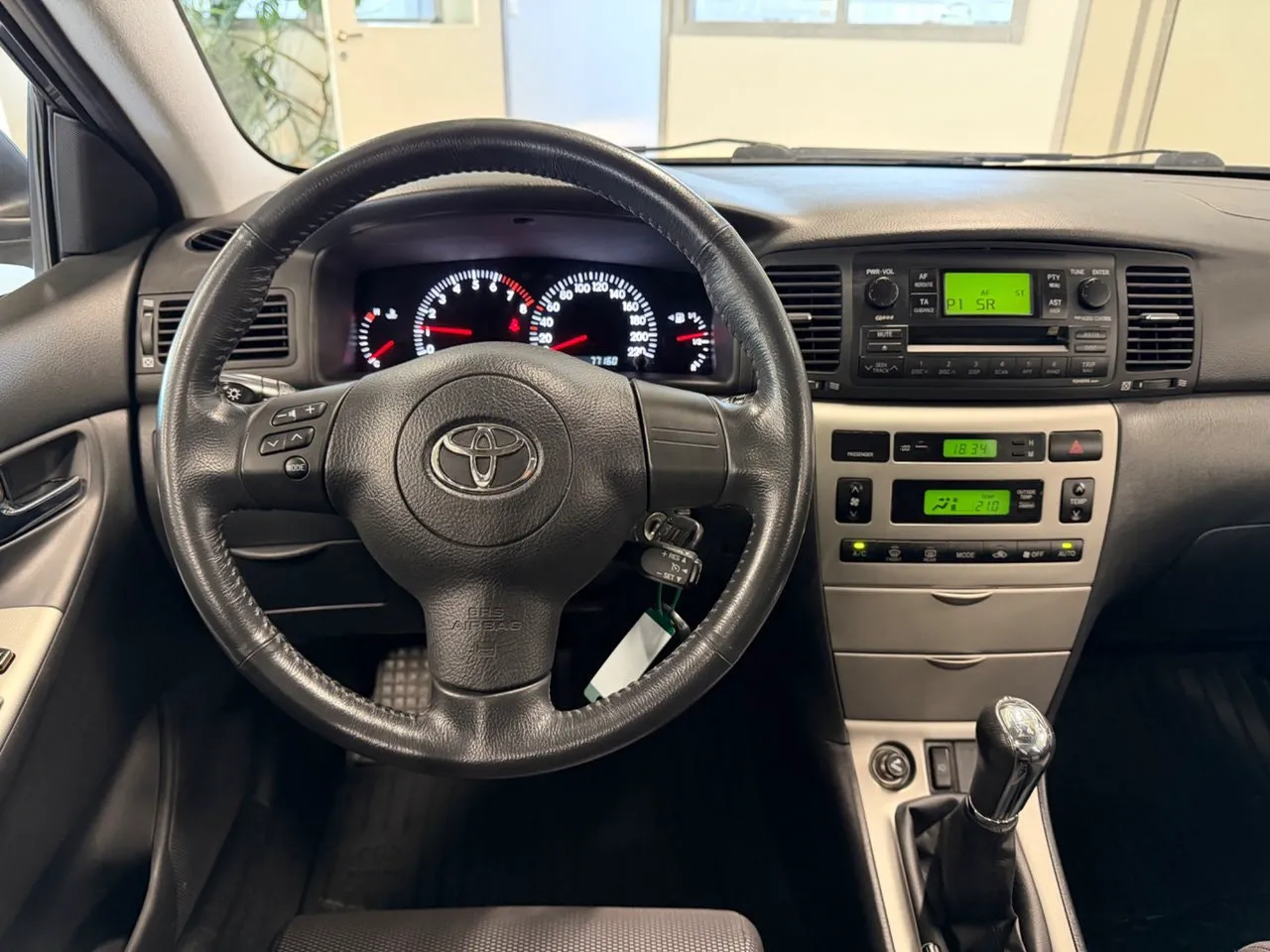 Vehicle image 8