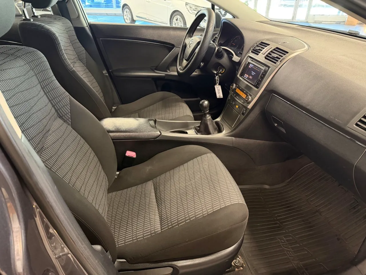 Vehicle image 8