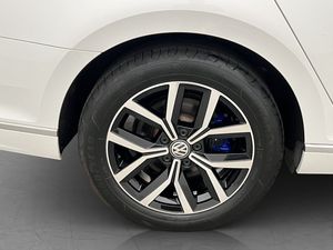 Volkswagen Passat bild 33